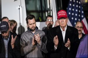 Donald Trump escolhe senador J.D. Vance como candidato a vice-presidente