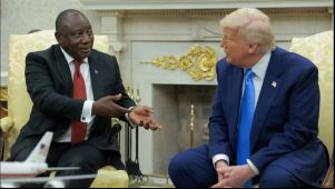 Trump bate-boca com Presidente sul-africano sobre &quot;execuções de brancos&quot;