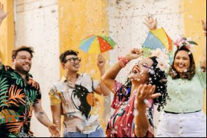 Carnaval 2024: 13 destinos para cair na folia ou descansar