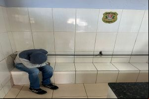 Homem é preso após furtar loja no mercadão