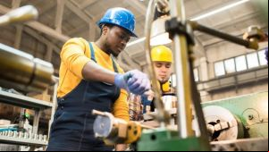 Produção industrial avança em 6 dos 15 locais pesquisados pelo IBGE em abril ante março