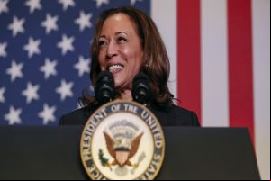 Nova pesquisa aponta vantagem de Kamala sobre Trump