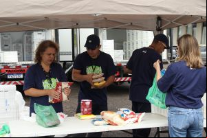 Paixão solidária: encontro de carros antigos em Ribeirão Preto arrecada toneladas de alimentos para o programa Mesa Brasil