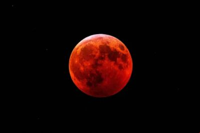 Eclipse da Lua de Sangue: O céu de março promete impactos poderosos